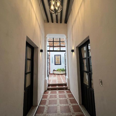 Hostal Luna 49 ケレタロ エクステリア 写真