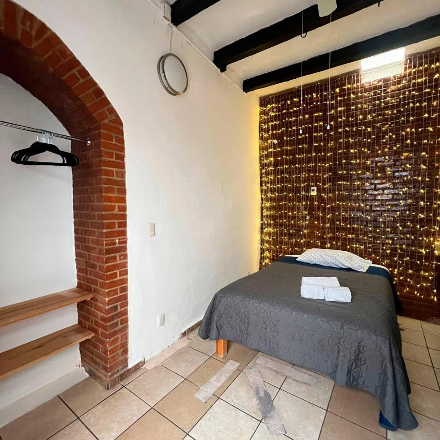 Hostal Luna 49 ケレタロ エクステリア 写真