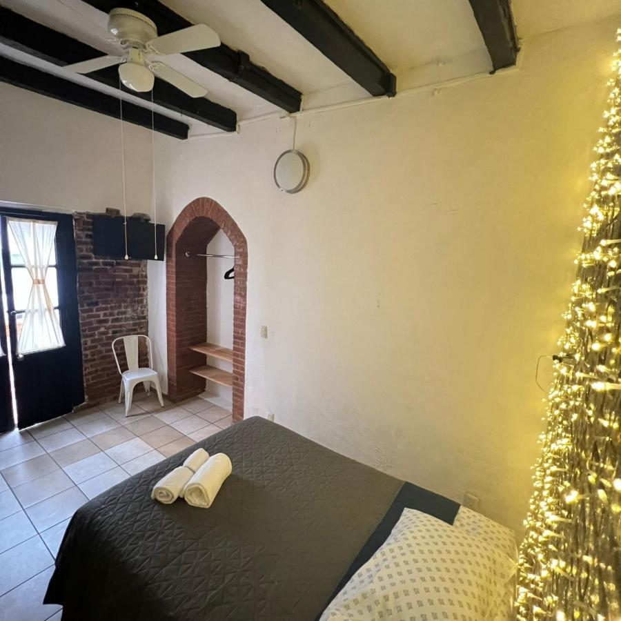 Hostal Luna 49 ケレタロ エクステリア 写真