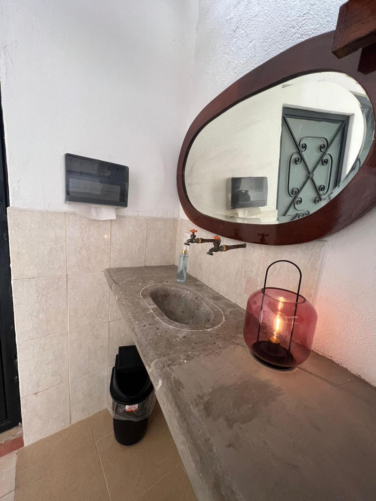 Hostal Luna 49 ケレタロ エクステリア 写真